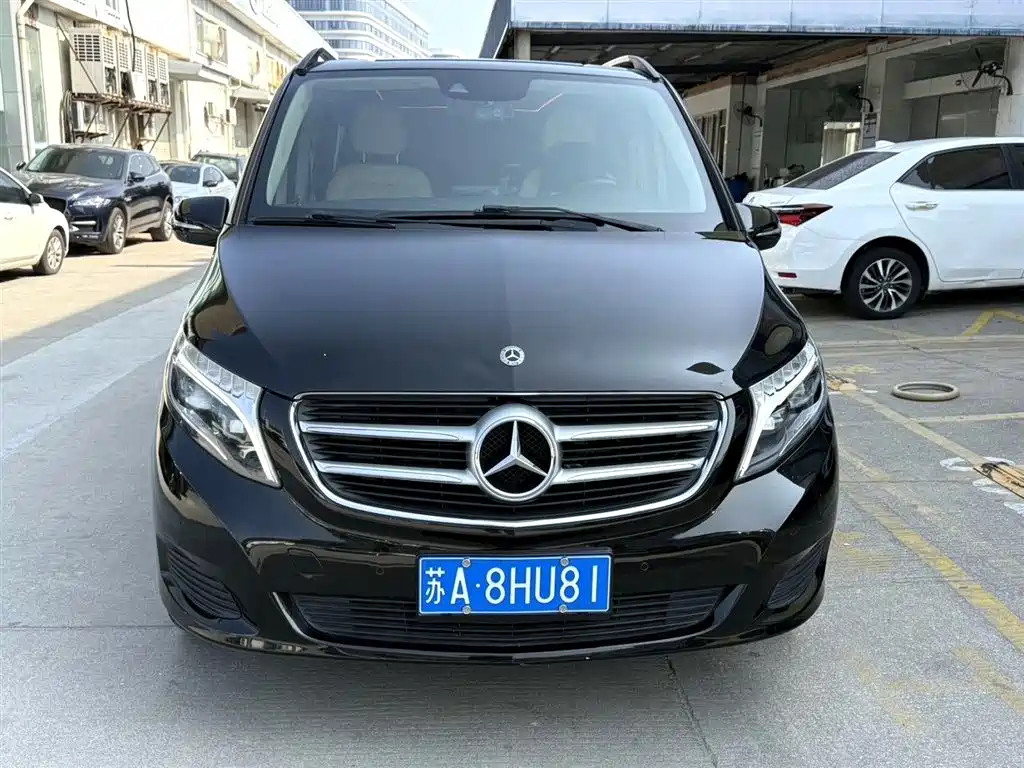 Mercedes-Benz V-Class 2017 Model V 260 Pilot Edition фото 2