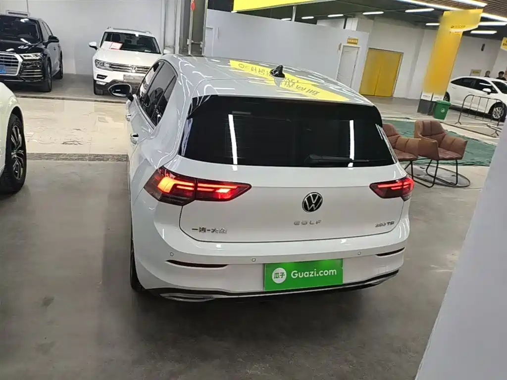 Volkswagen Golf 2023 Facelift 280TSI DSG Pro фото 6