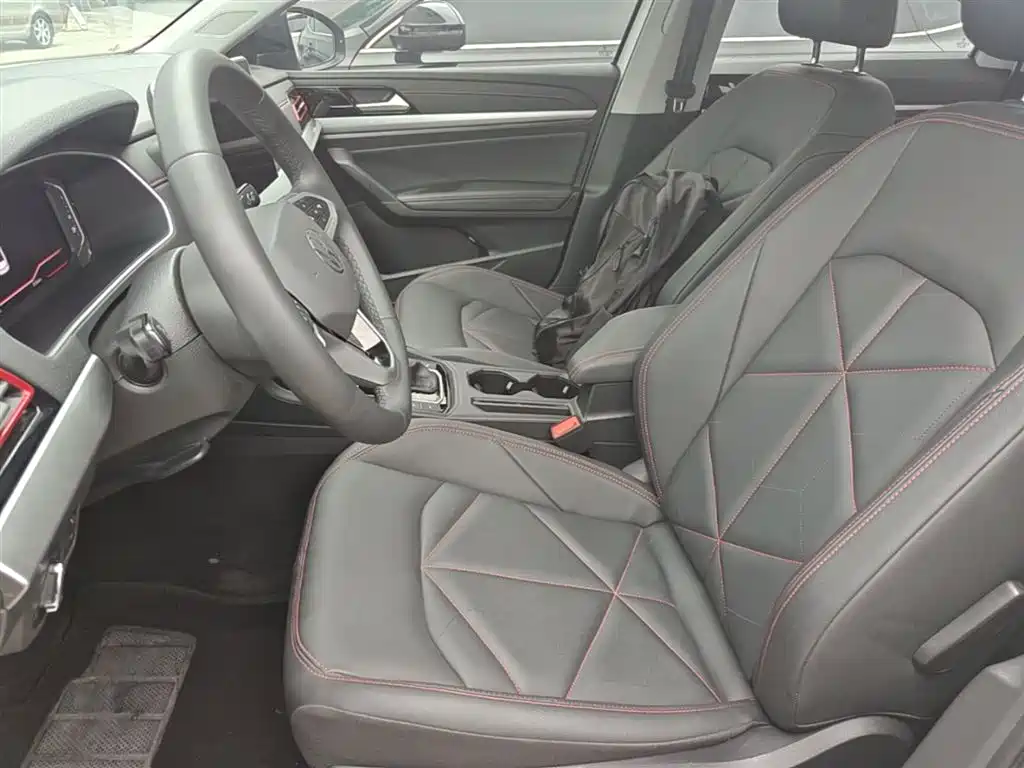 Volkswagen Lavida 2024 Model 300TSI DSG Starlight Leading Edition фото 15