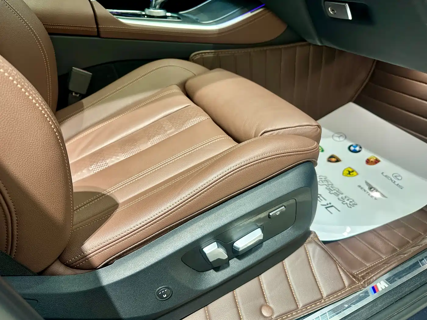 BMW X5 (Import) 2021 xDrive30i M Sport Package фото 22