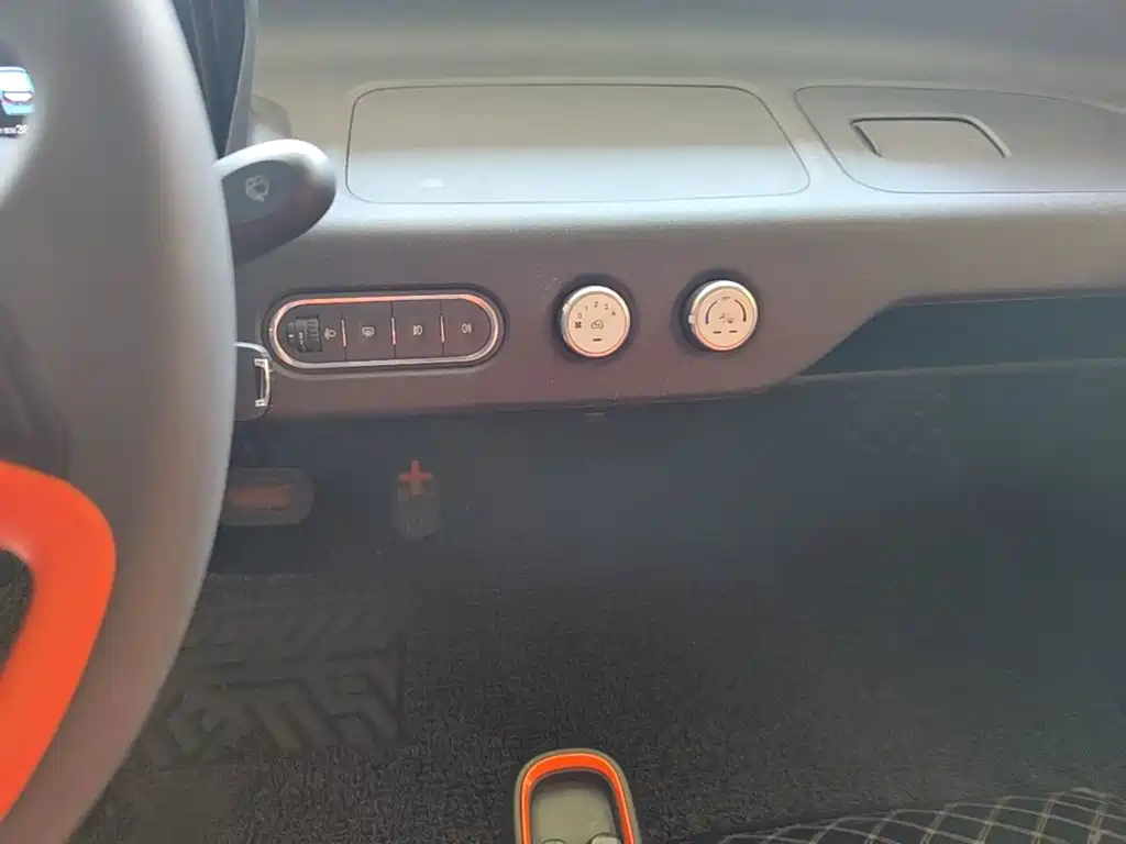 Baojun E100 2020 2019 250KM Smart Edition