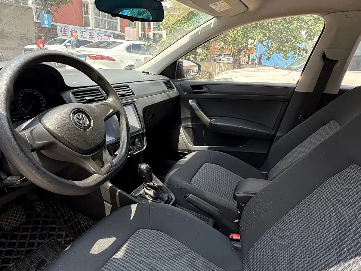 Volkswagen Santana 2018 1.5L Automatic Trend Edition фото 3