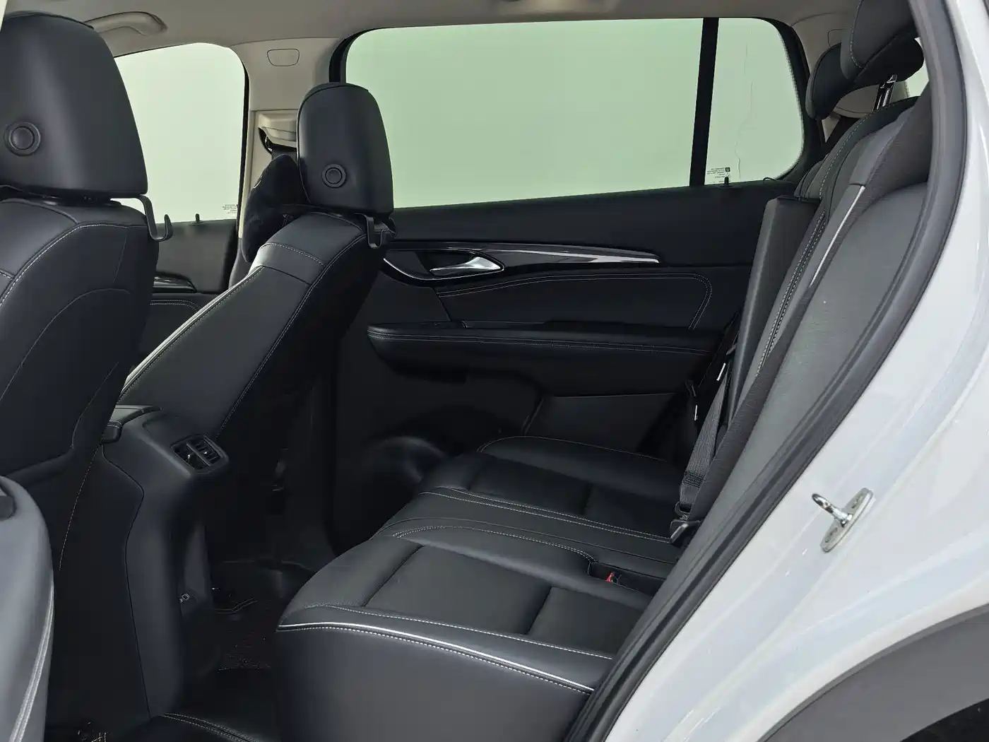 Buick Envision Plus 2021 Envision Plus 652T 5-seater Luxury фото 8