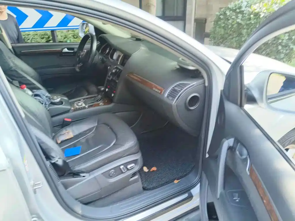 Audi Q7 2012 2012 3.0 TFSI Progressive (200kW)