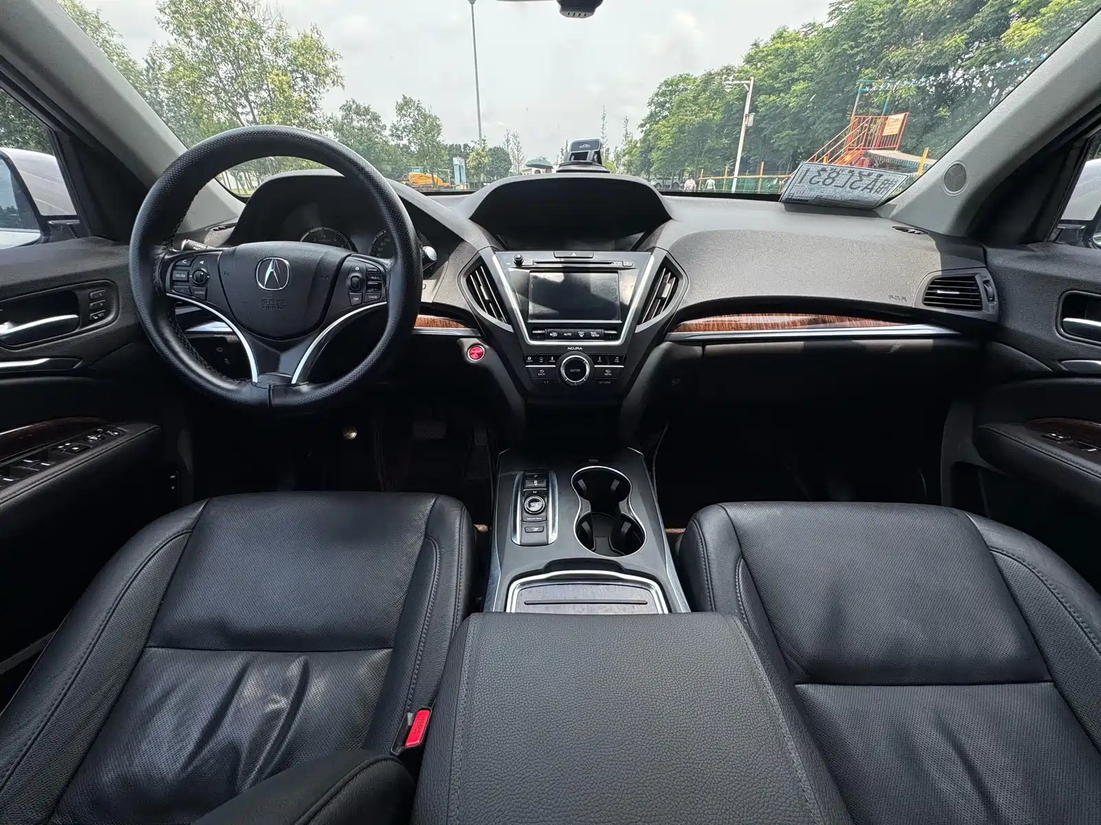 صورة 5 - Acura MDX