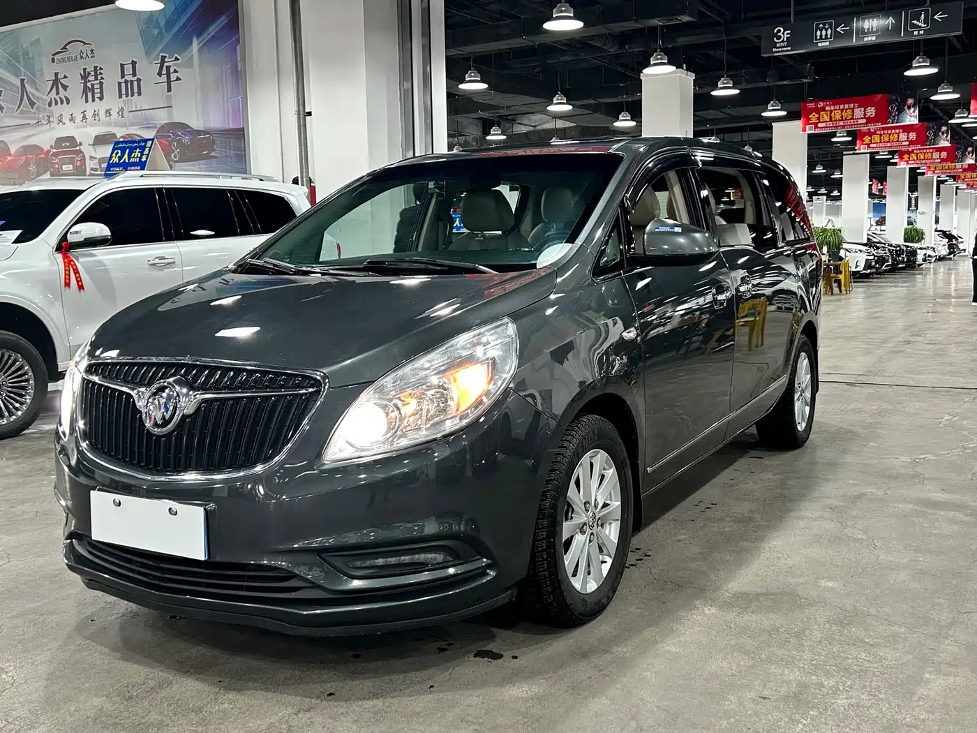 Buick GL8 2018 28T Luxury Model China VI фото 3