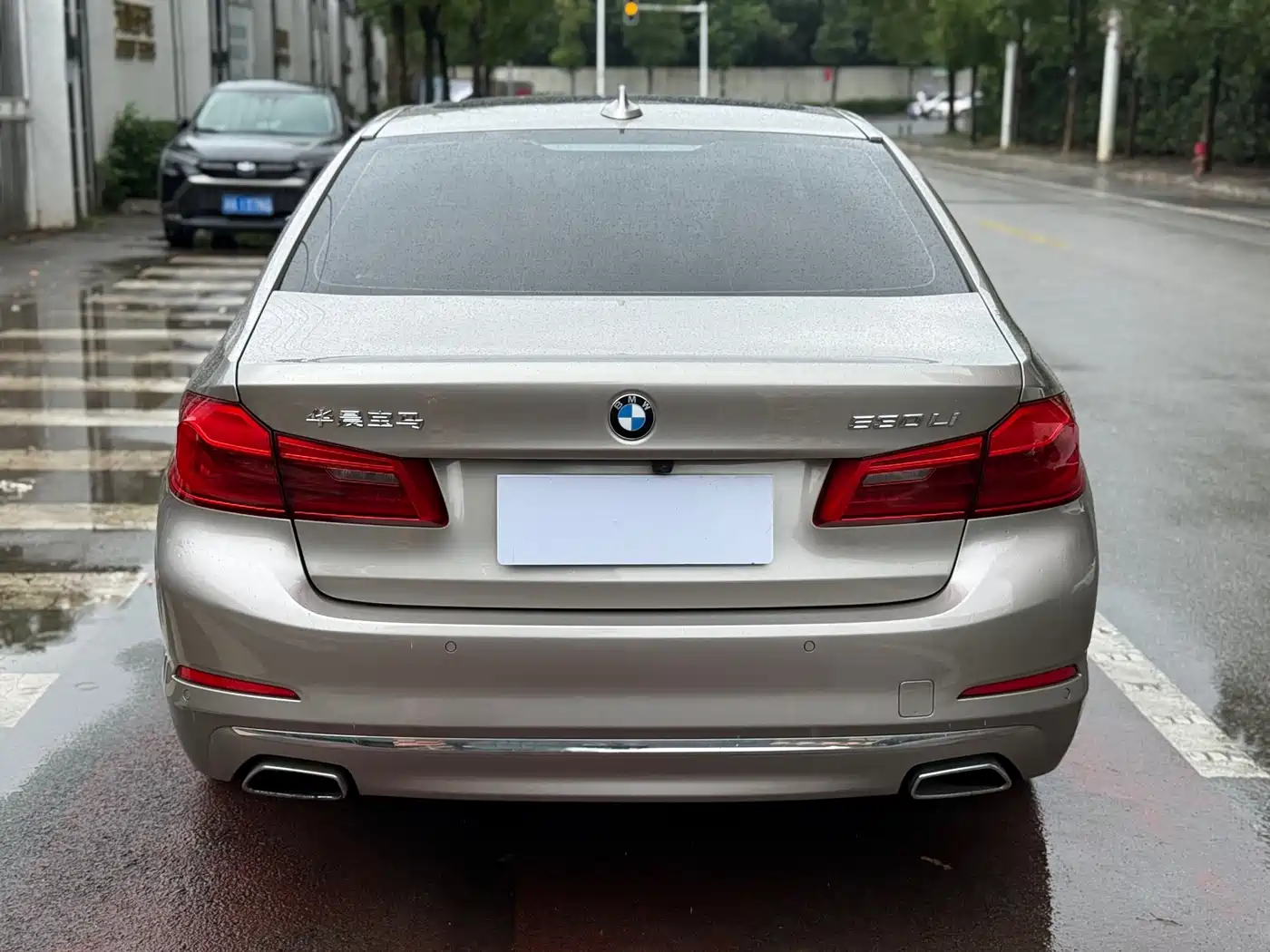Фото 5 - BMW 5 Series