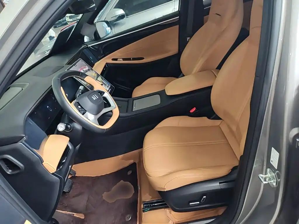 Geely Galaxy Galaxy L7 2023 2023 1.5T 115km PLUS
