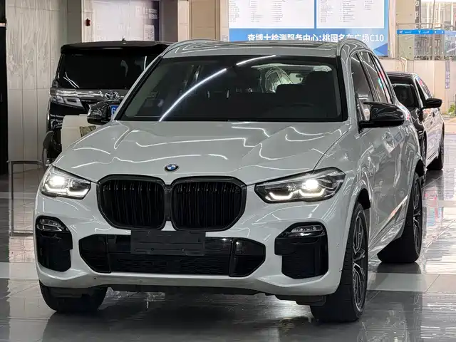 BMW X5 (Import) 2020 xDrive30i M Sport Package — фото 1