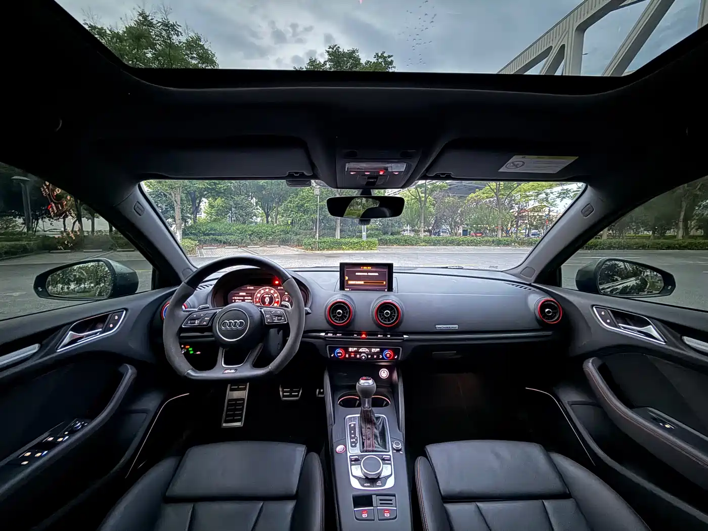 Audi RS 3 2017 RS 3 2.5T Limousine фото 8