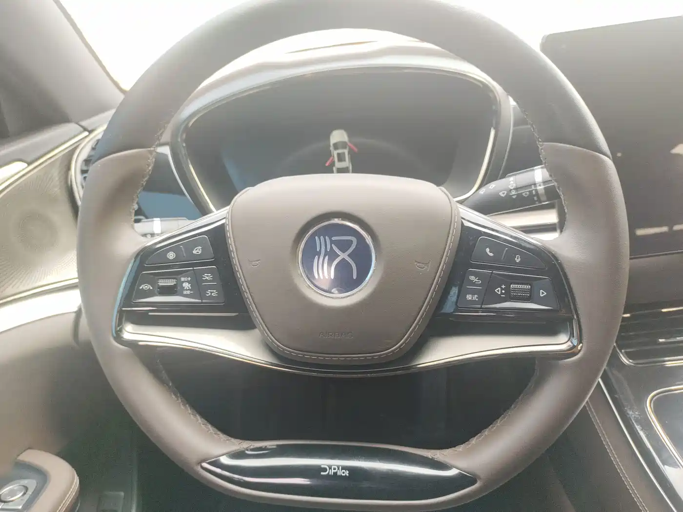 BYD Han 2025 2024 DM-i Glory Edition 121KM Premium
