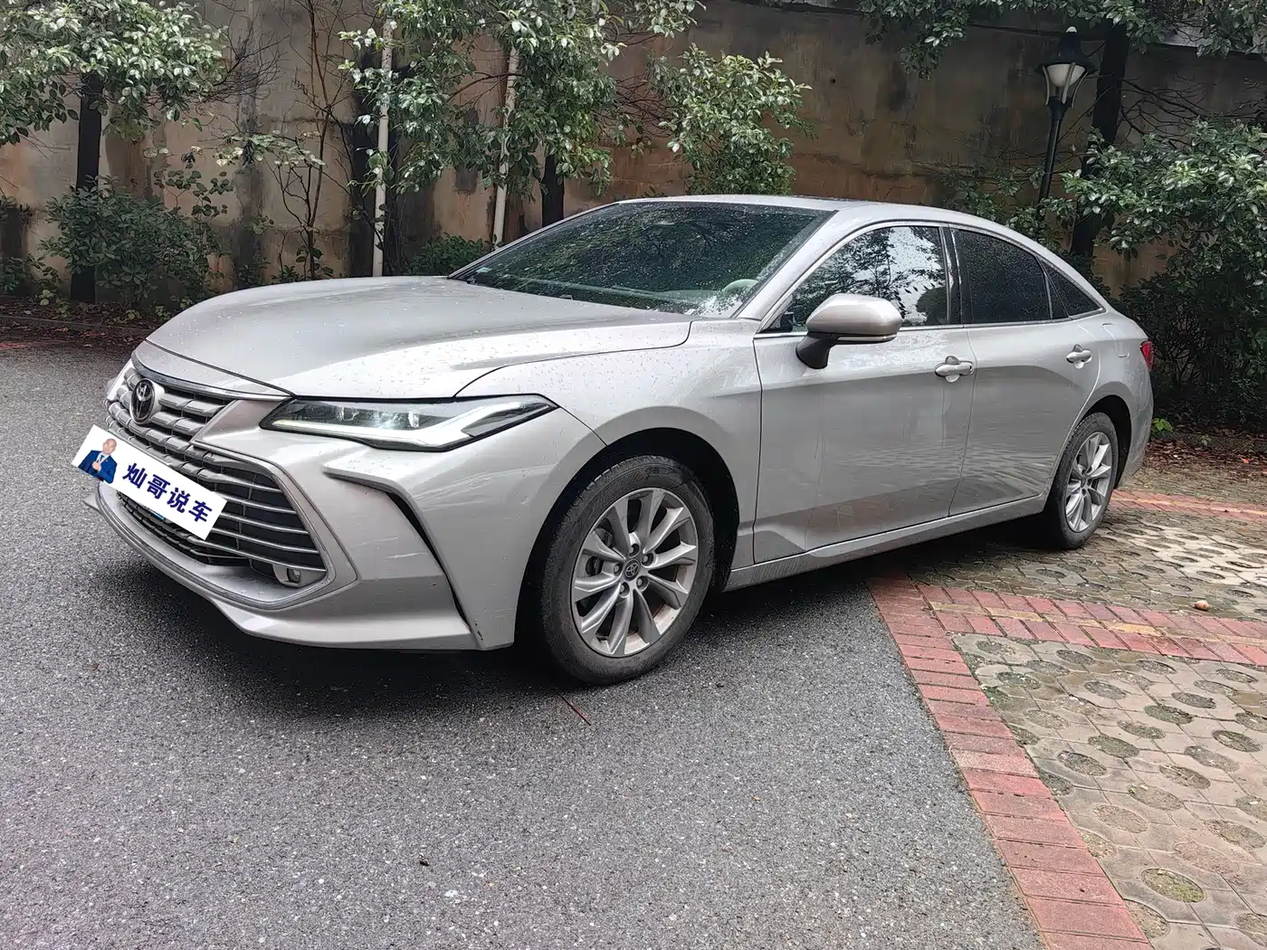 Toyota Avalon 2024 — пригон из Китая