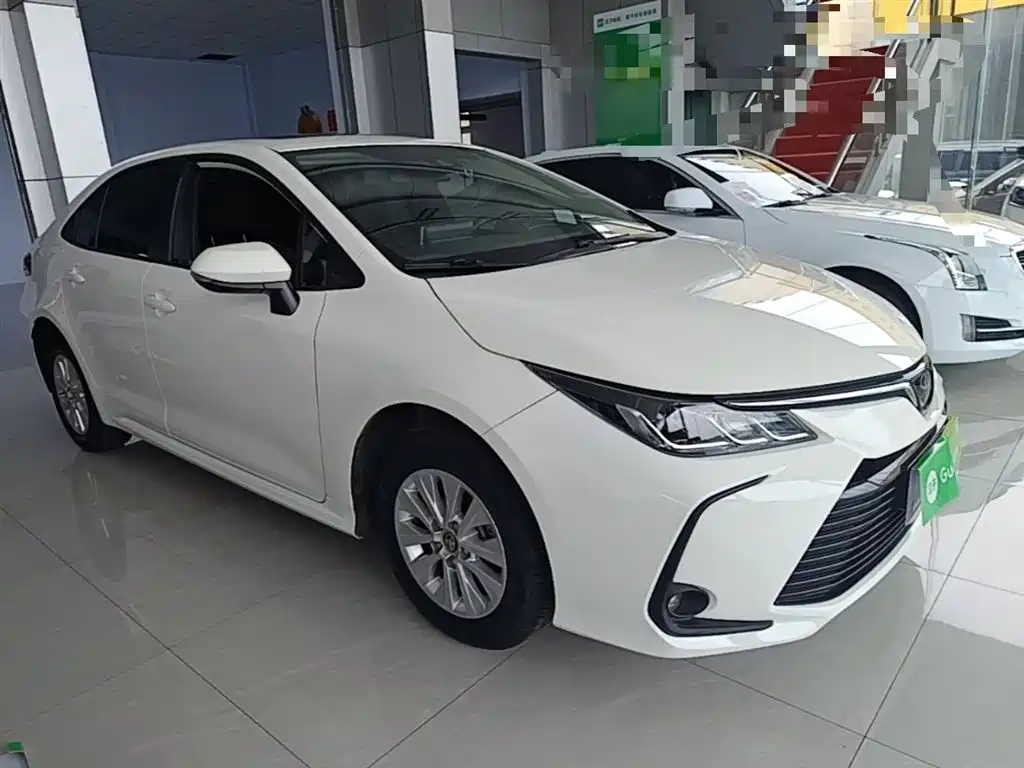 Toyota Corolla 2019 1.2T S-CVT GL-i Elite Edition фото 4