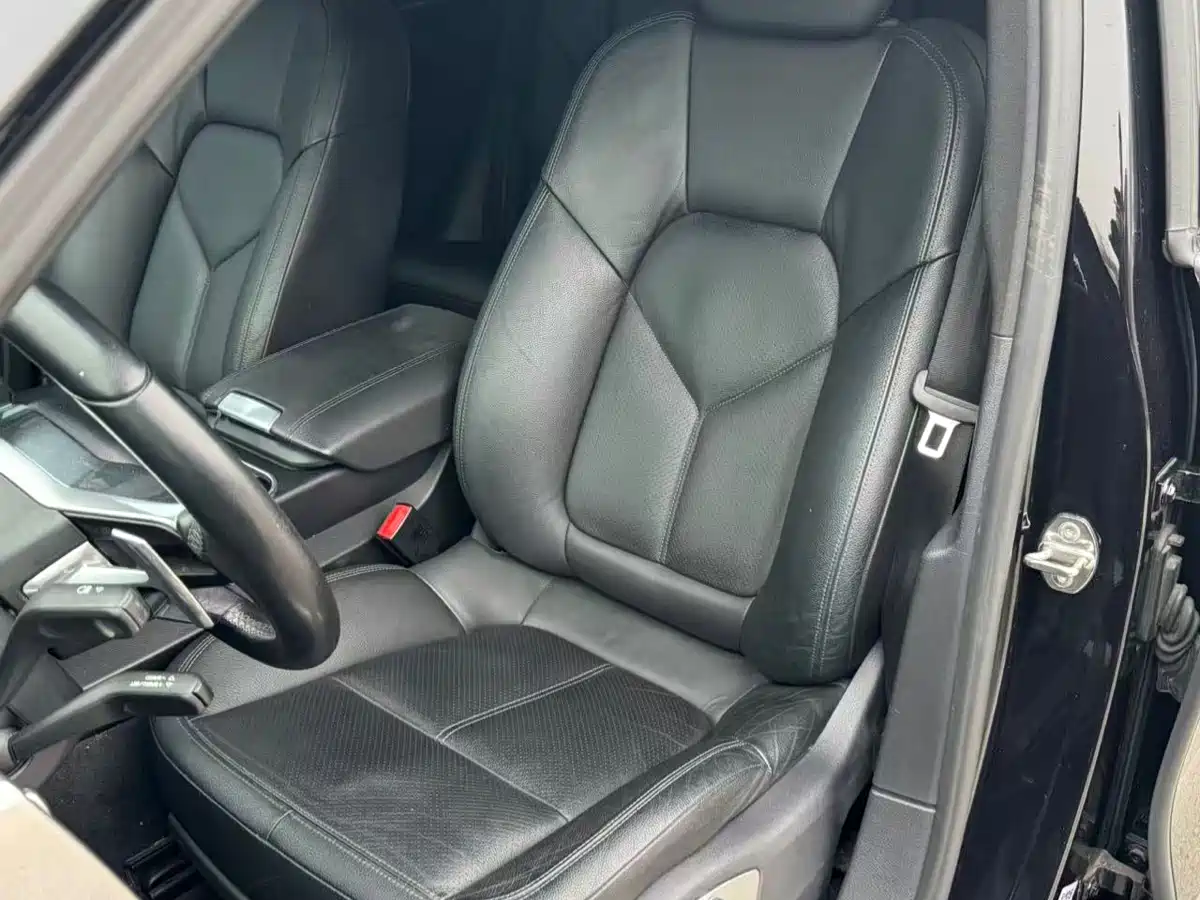 Porsche Cayenne 2015 Cayenne 3.0T фото 12