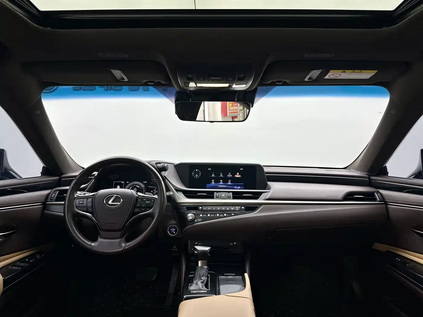 Lexus ES 2020 Model 300h Excellence Edition фото 11