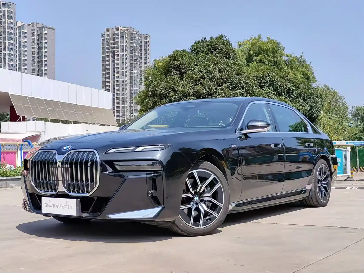 BMW i7 2023 eDrive50L Leading M Sport Package