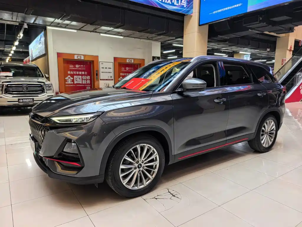 Photo 1 - Changan Oshan X7 PLUS