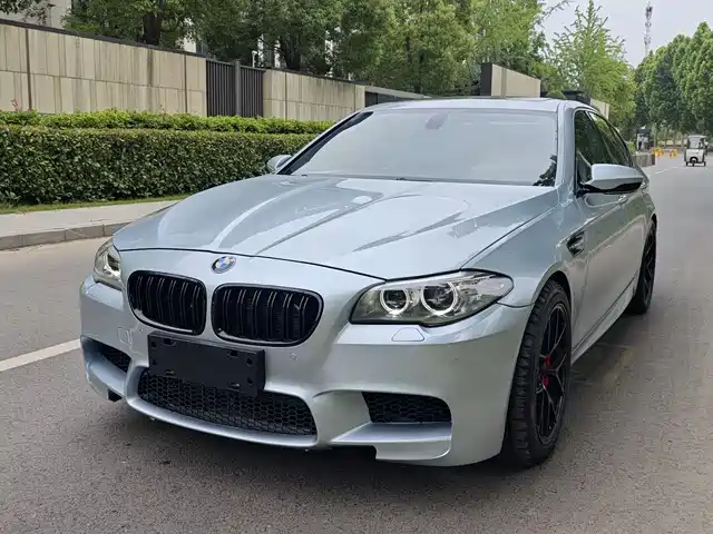  BMW BMW M5 2012 M5