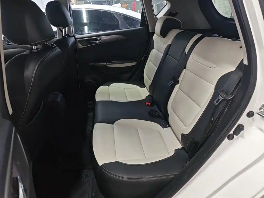 Changan CS35 2017 2017 1.6L Auto Luxury