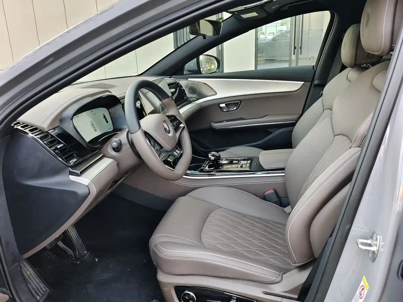 BYD Han 2025 DM-i Smart Driving Edition 125KM LiDAR Flagship фото 5