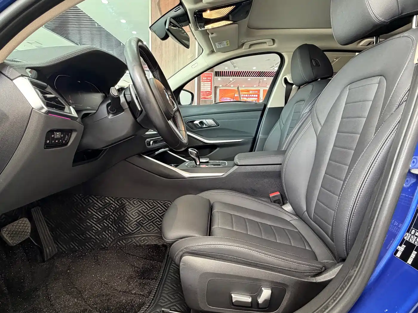 BMW 3 Series 2020 325Li M Sport Black Night Package фото 10