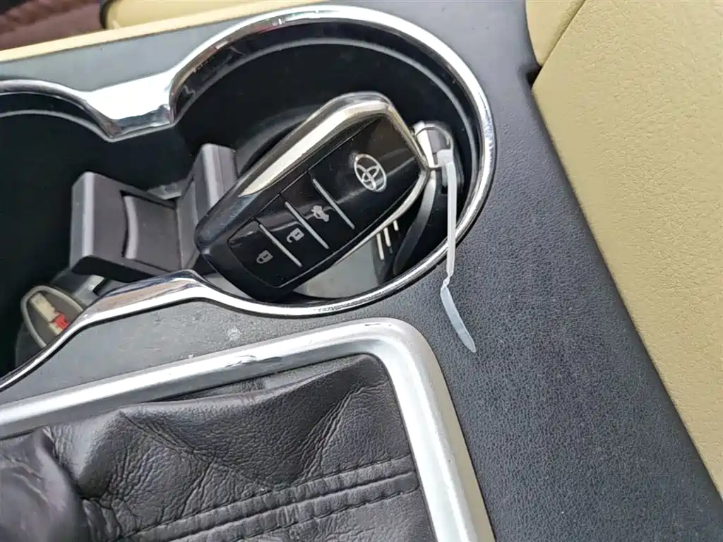 Toyota Highlander 2018 2.0T 2WD Elite 5-Seater China VI фото 9