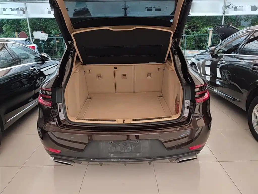 Porsche Macan 2017 Macan 2.0T фото 19