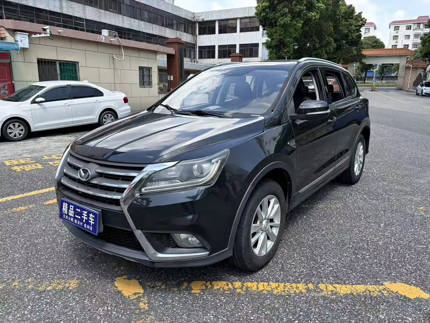 BAIC Huansu S6 2017 2017 1.5T CVT Enjoyment