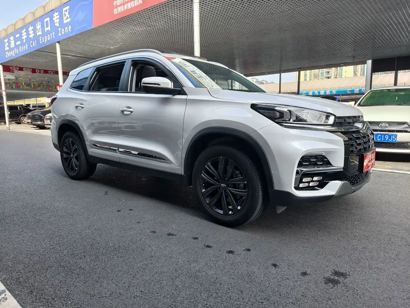 Фото 3 - Chery Tiggo 8
