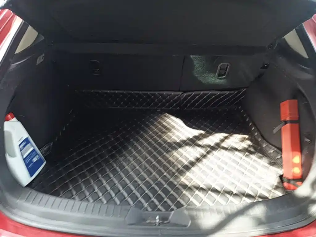 صورة 19 - Mazda Mazda 3
