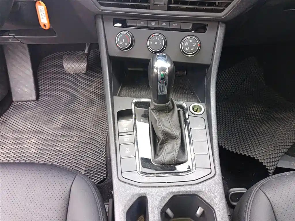 Volkswagen Bora 2023 200TSI DSG Comfort Edition фото 14