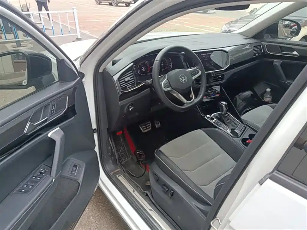 Volkswagen Tayron X 2020 330TSI 2WD Premium Smart Edition фото 16