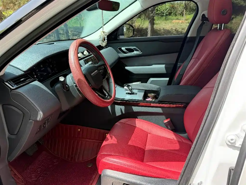 Land Rover Range Rover Velar 2024 Dynamic HSE фото 5