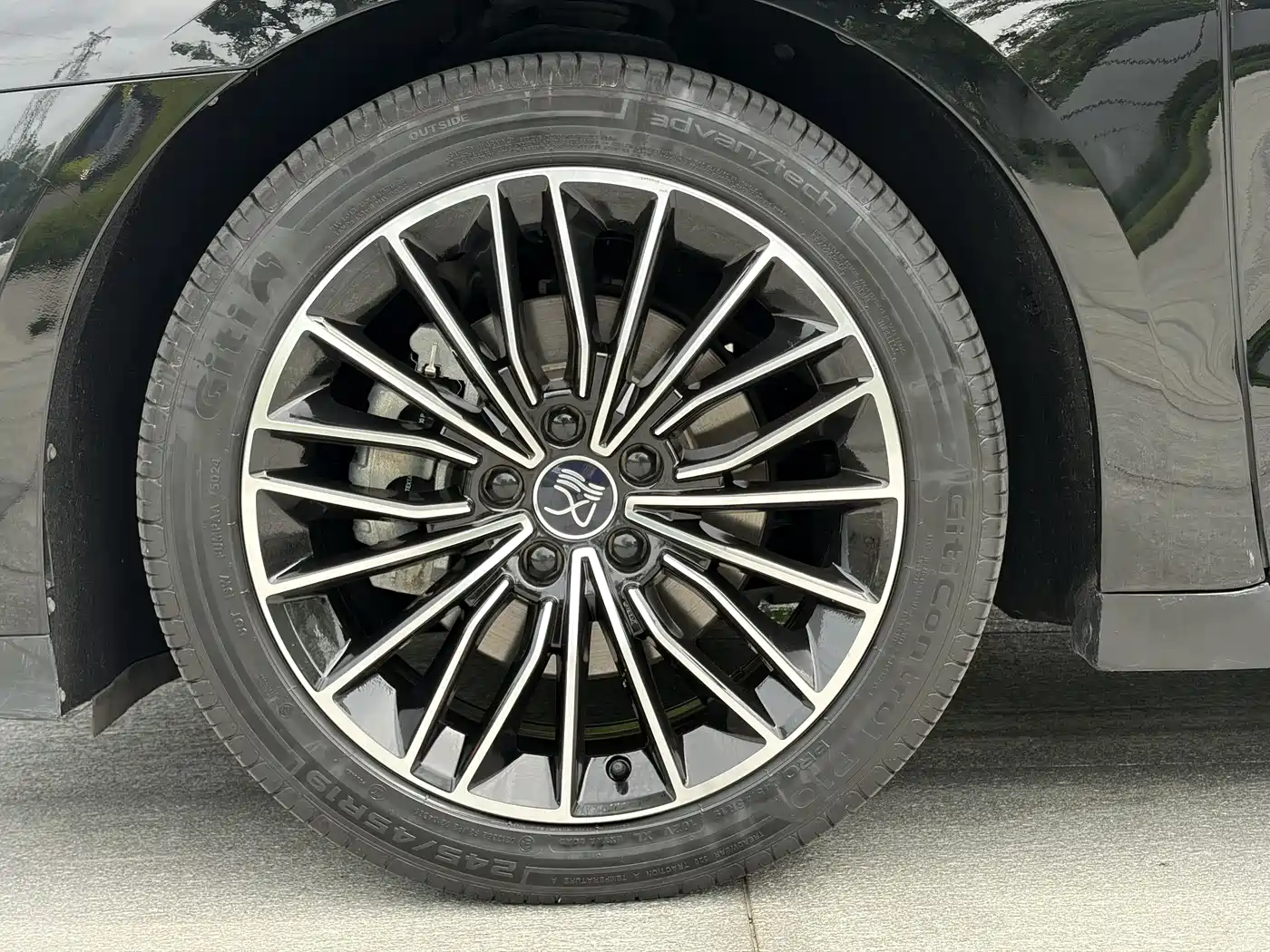 BYD HAN