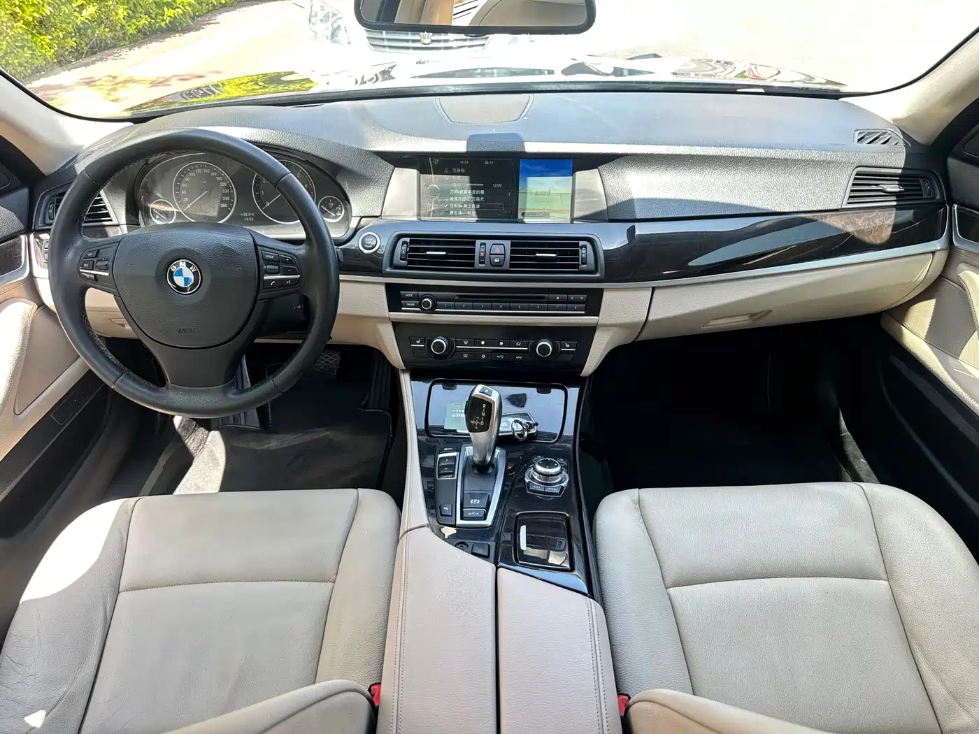 BMW 5 Series (Import) 2012 530i Leading Touring Edition фото 14