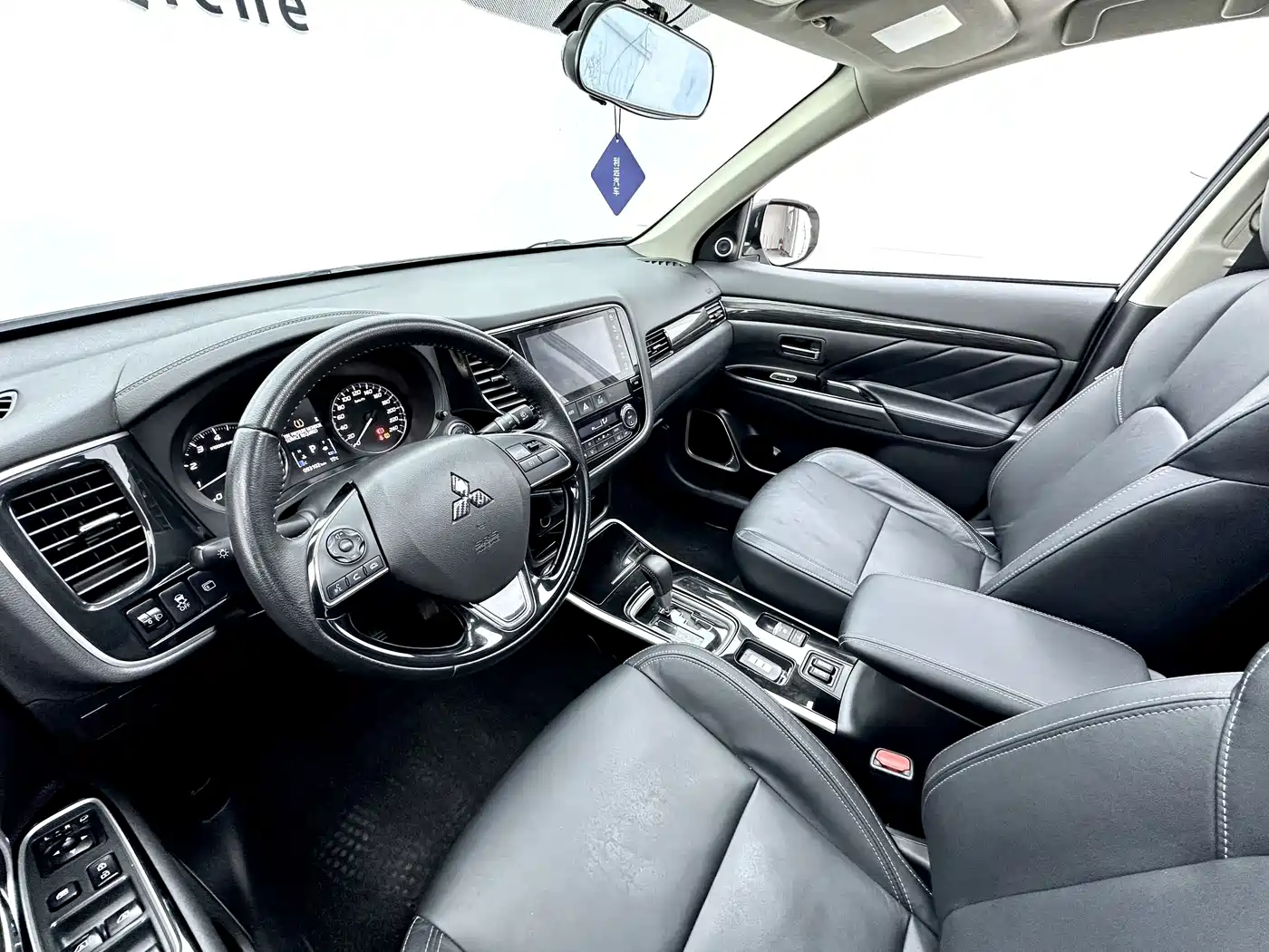 Mitsubishi Outlander 2019 2.0L 2WD Enjoy 5-Seater China VI фото 8