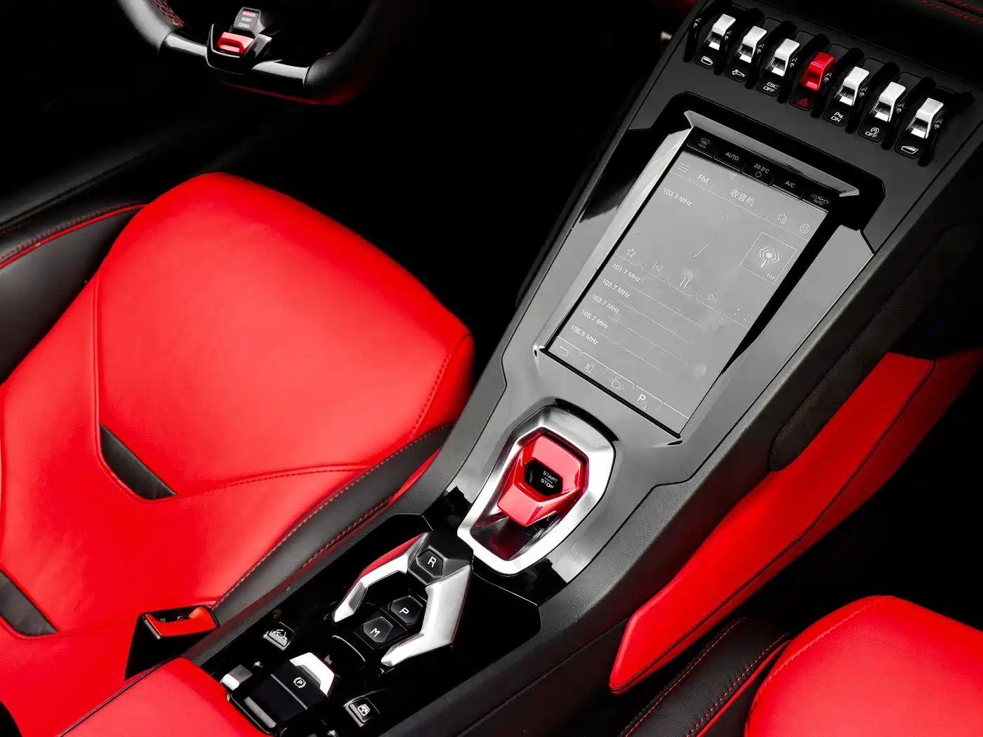 LAMBORGHINI HURACÁN