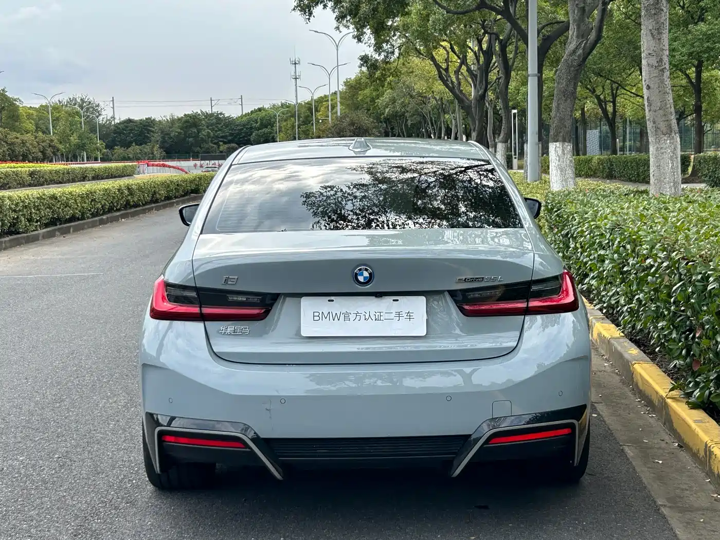 BMW i3 2025 2025 eDrive 35 L