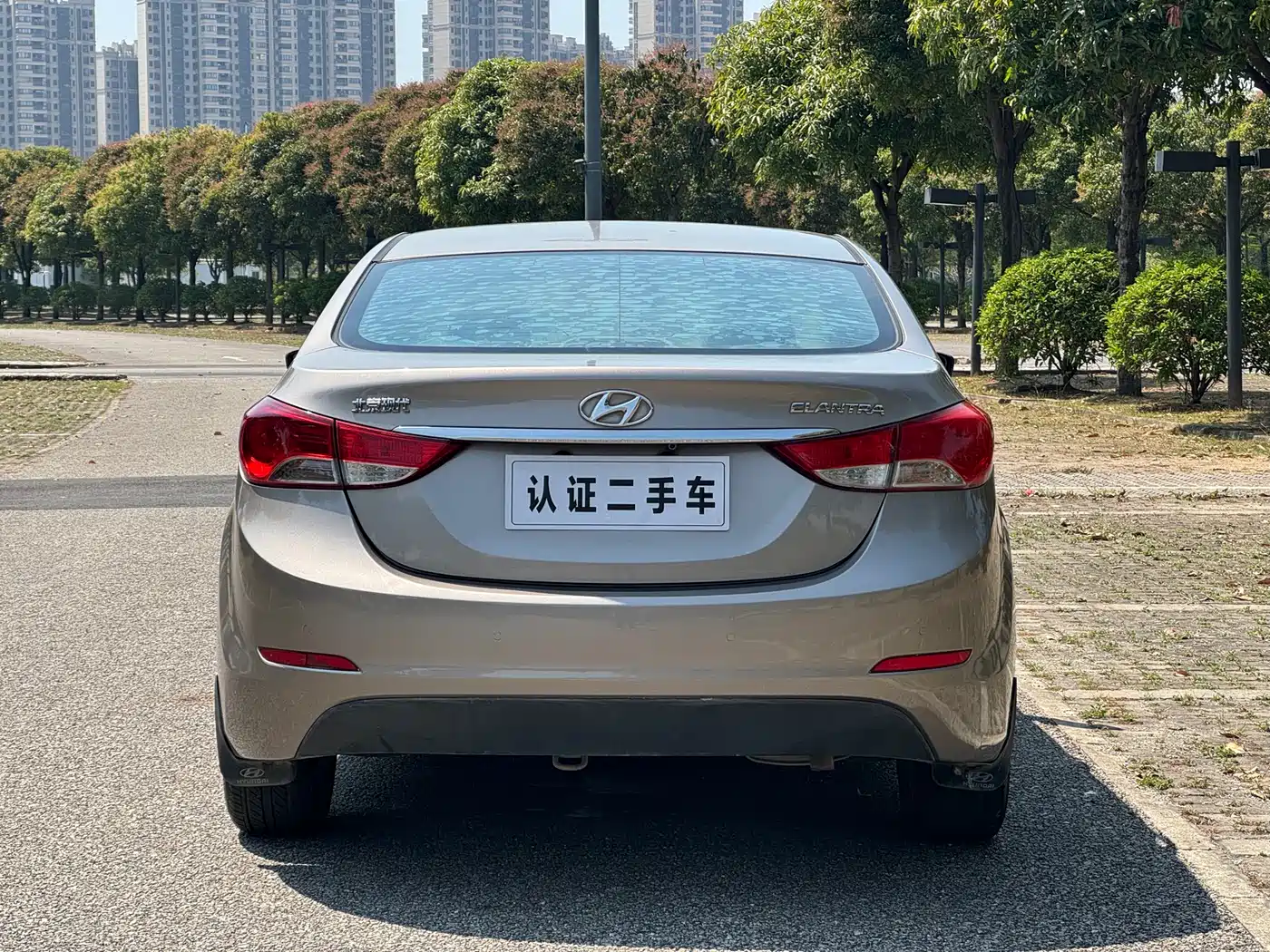 Hyundai Langdong 2015 1.6L Auto Trend фото 6