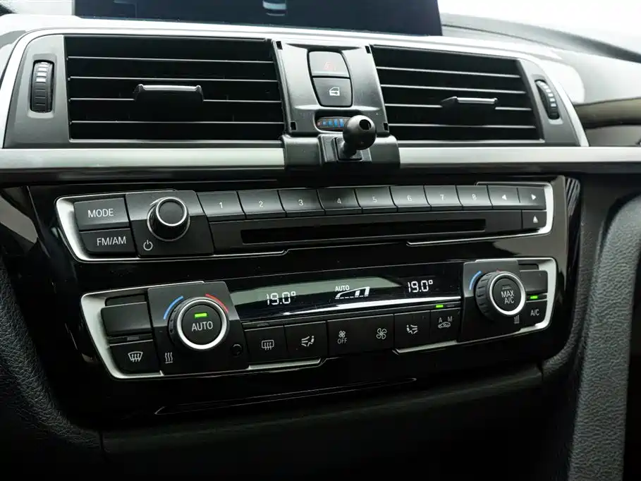 BMW 3 Series 2019 320Li Fashion Type фото 22