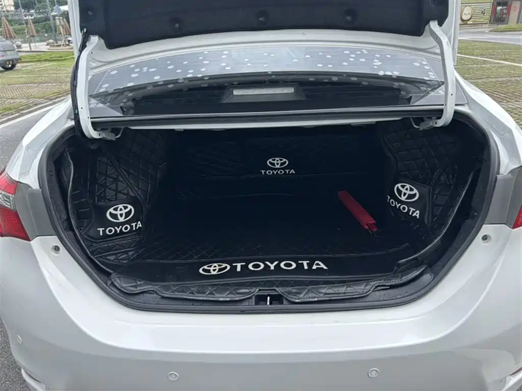 Toyota Corolla 2017 Facelift 1.2T S-CVT GL-i фото 16