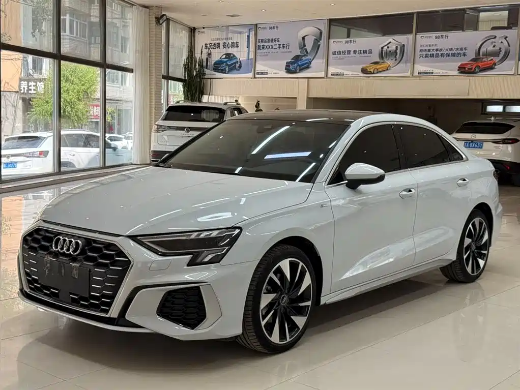 Audi A3 2023 Facelift A3L Limousine 35 TFSI Fashion Sport