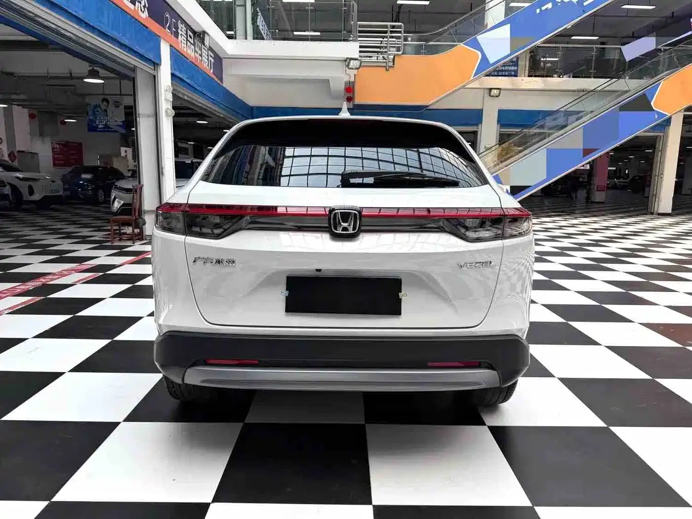 Photo 17 - Honda Vezel