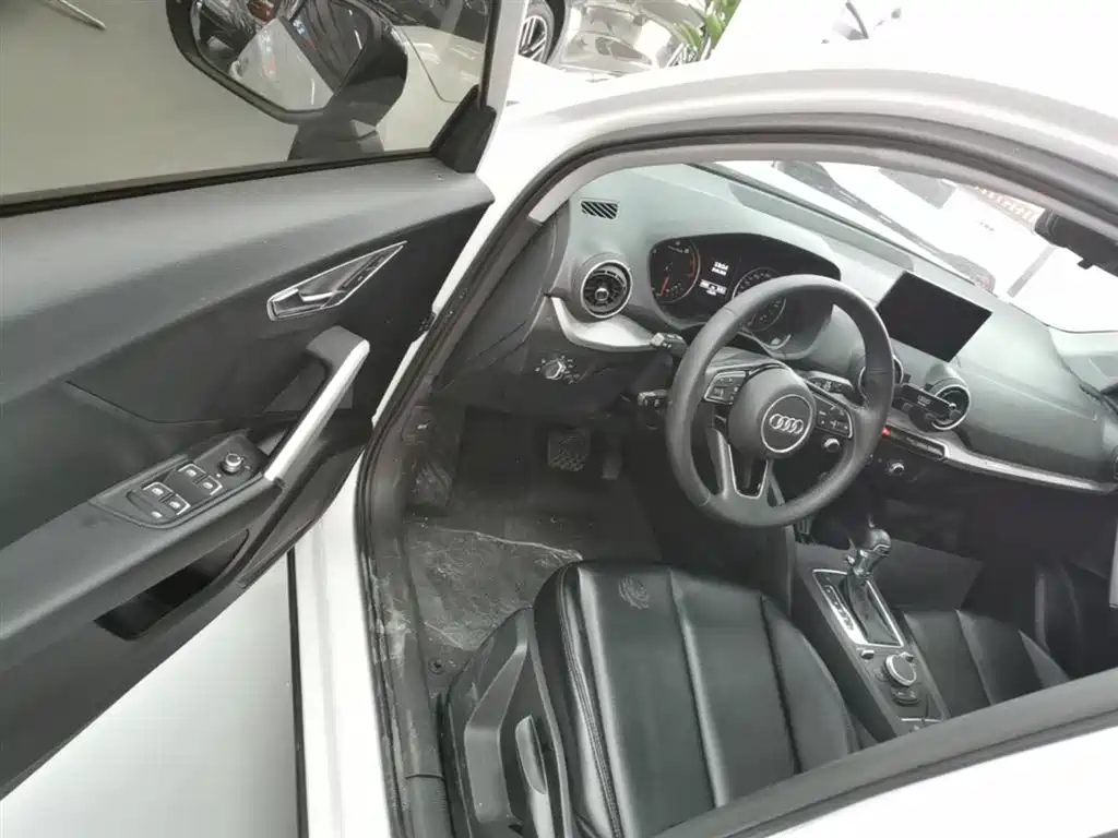 Audi Q2L 2021 35 TFSI Progressive Dynamic фото 16