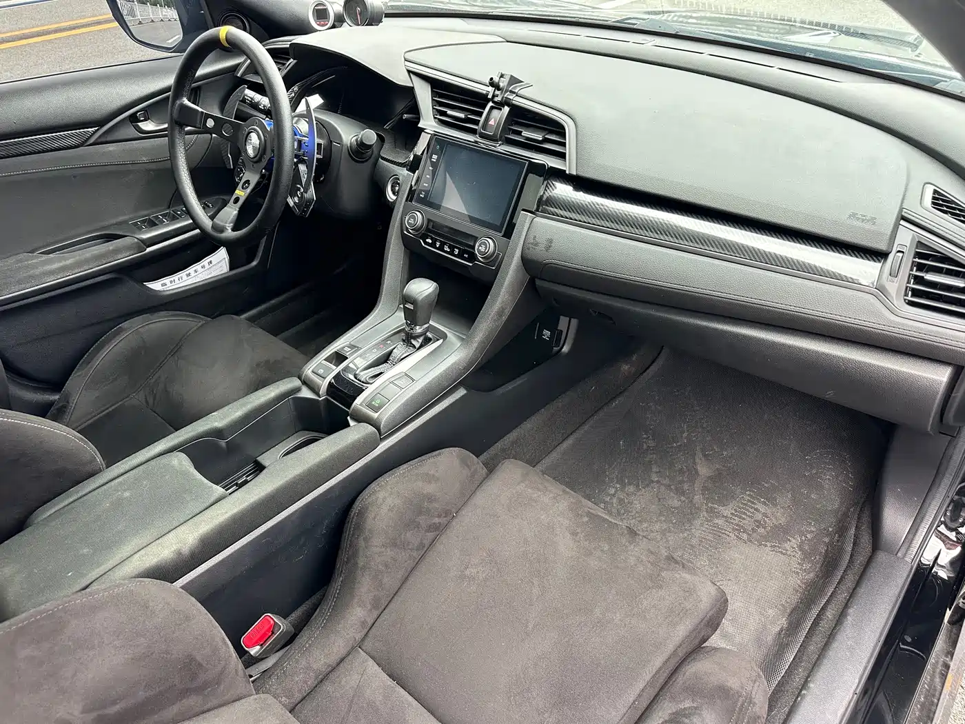 Фото 9 - Honda Civic