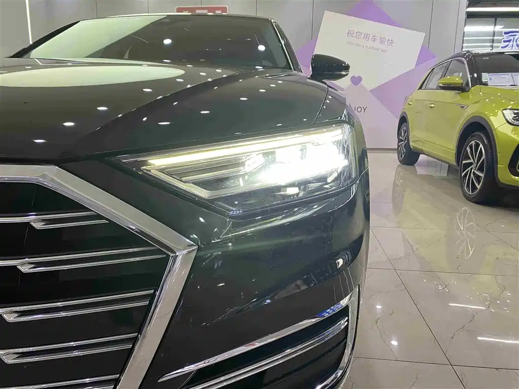 Audi A8 2019 Plus A8L 50 TFSI quattro Comfort фото 4