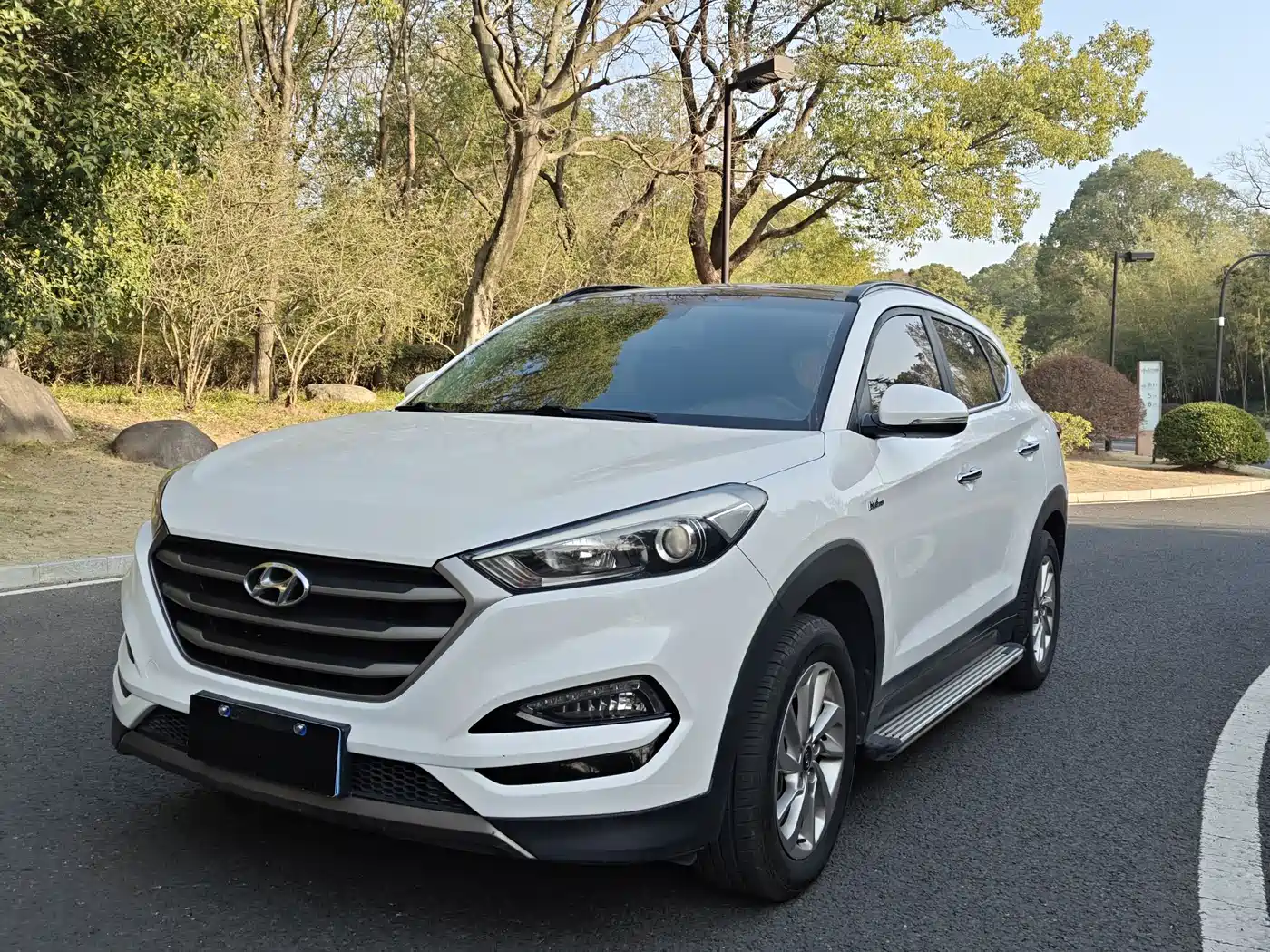 HYUNDAI TUCSON