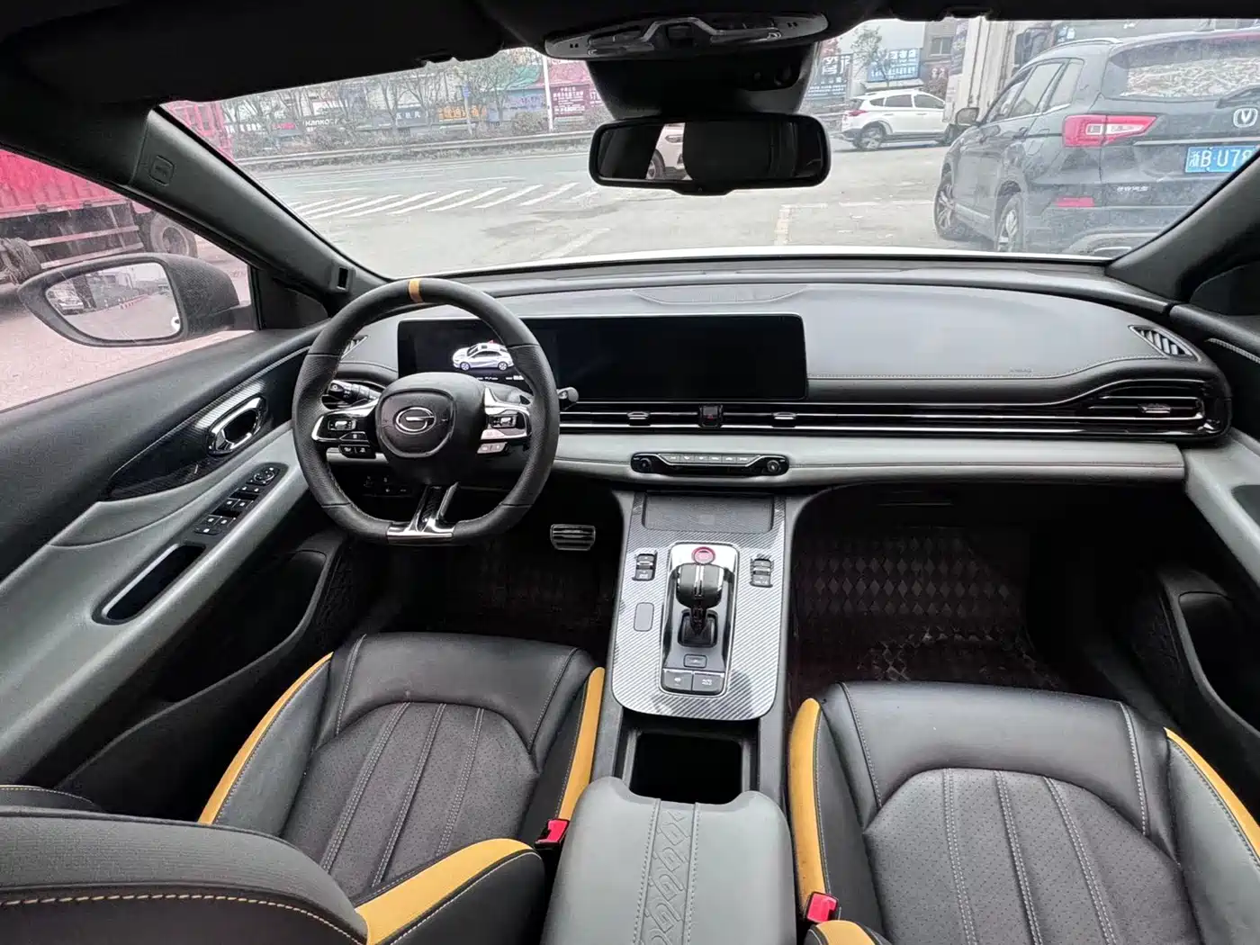 GAC Trumpchi Trumpchi Emkoo 2023 270T DCT J16 Edition фото 9