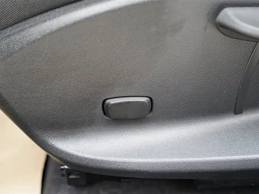 BUICK SLIGHTLY BLUE 6