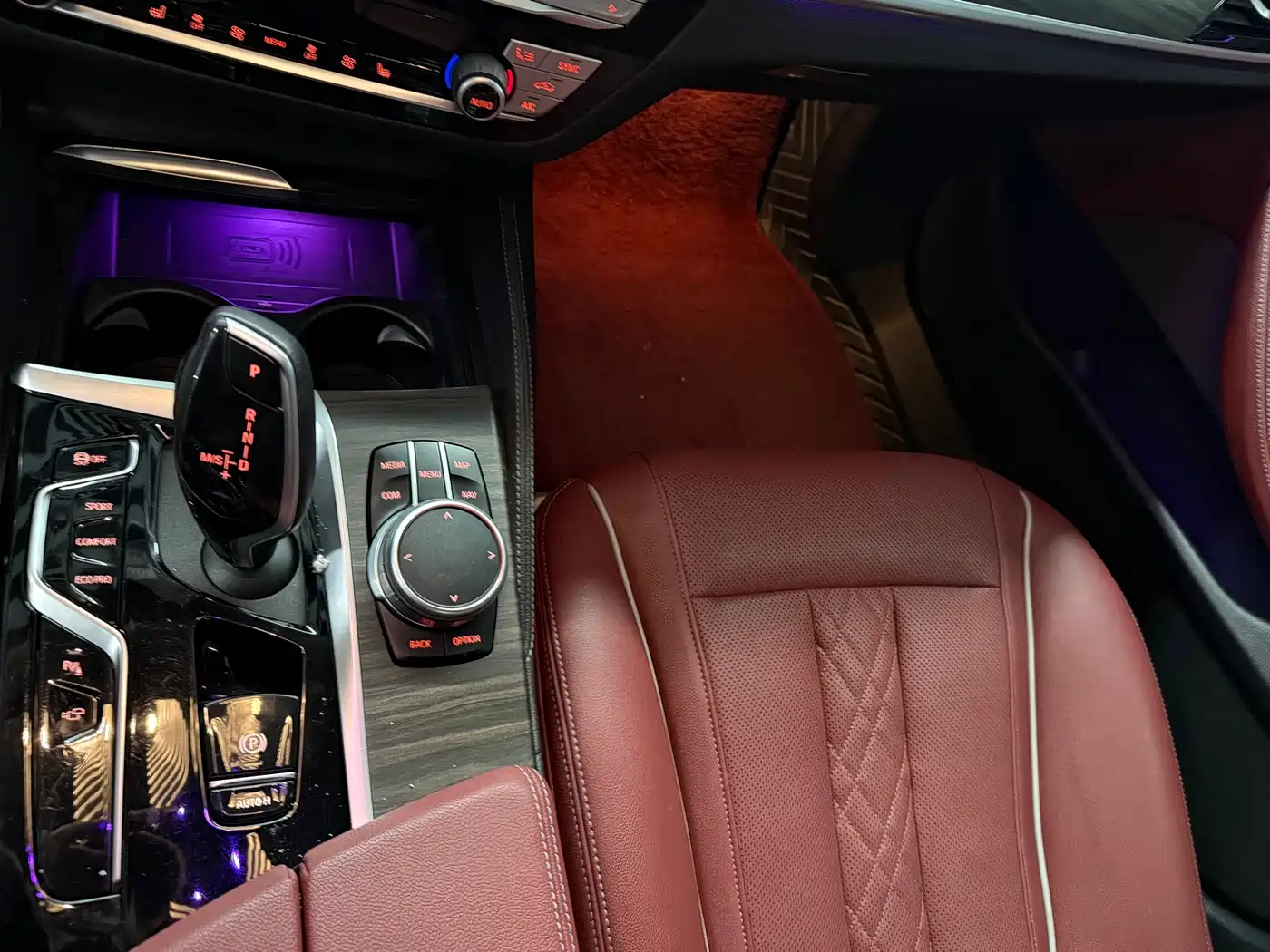 BMW 5 Series 2023 530Li Leading M Sport Package фото 8